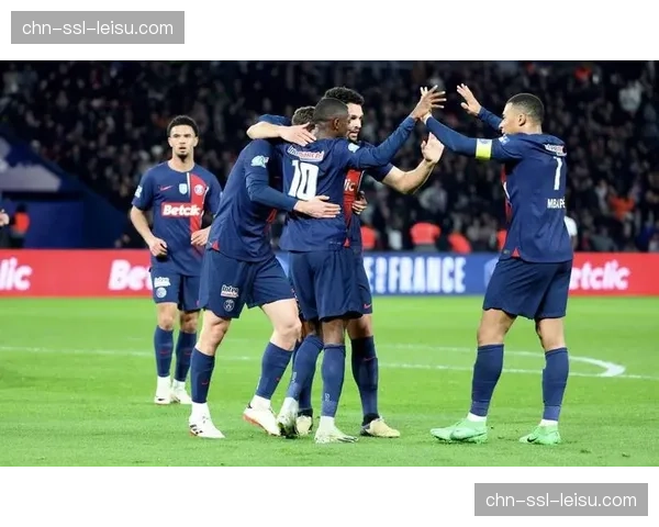 兰斯2-2绝平洛里昂,保级对手各取一分